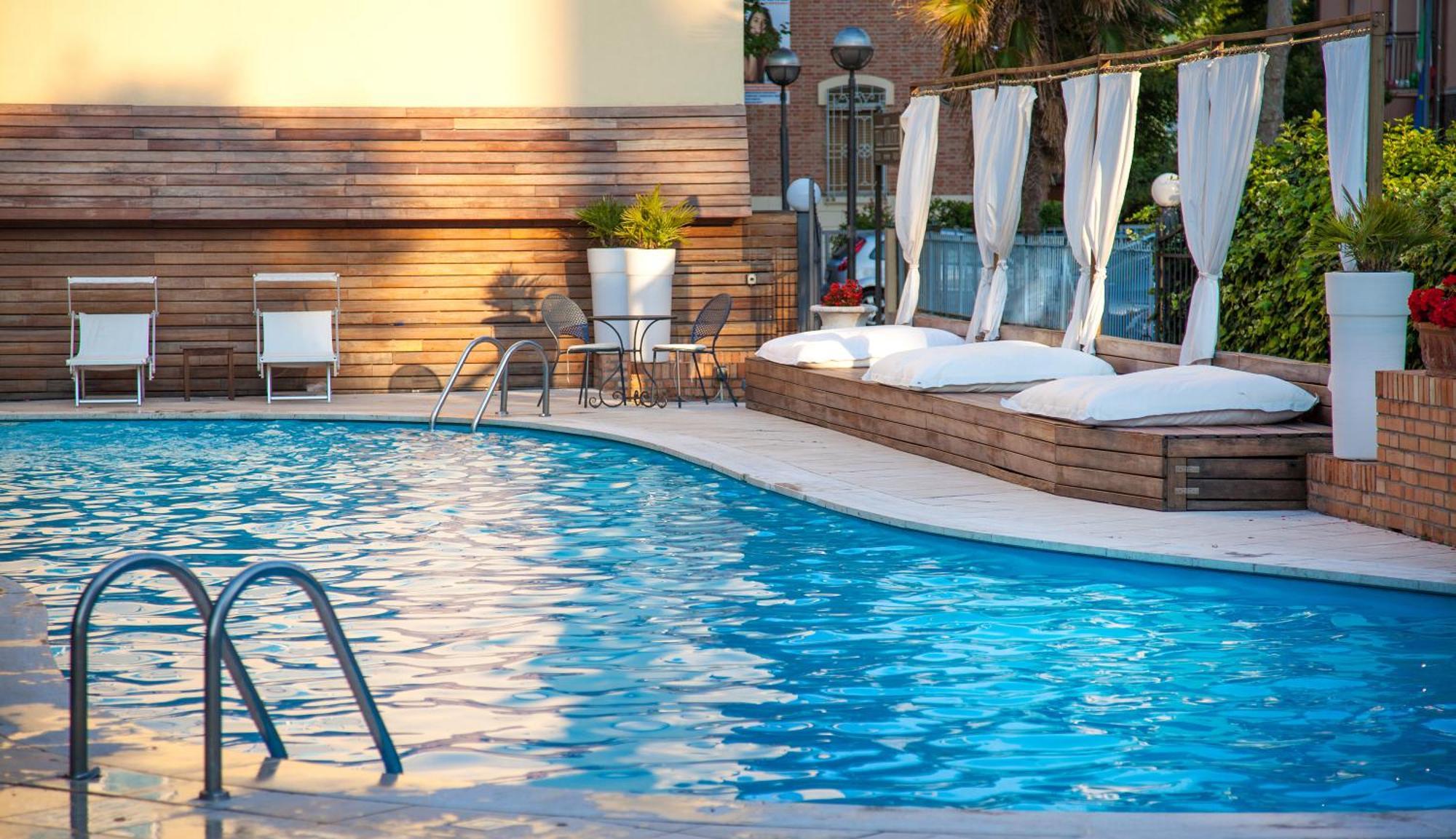 Villa Adriatica Ambienthotels Rimini Exterior foto