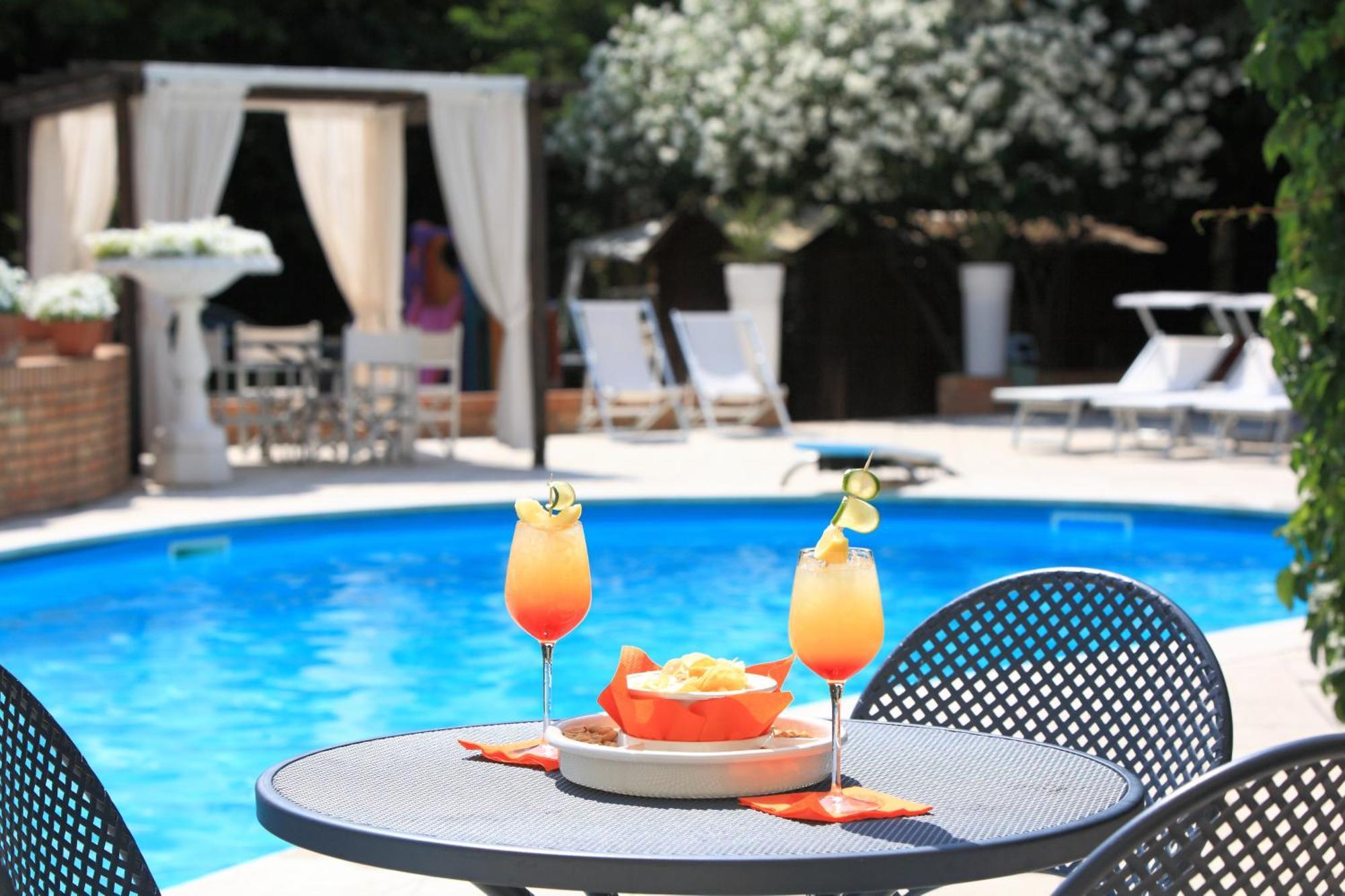 Villa Adriatica Ambienthotels Rimini Exterior foto