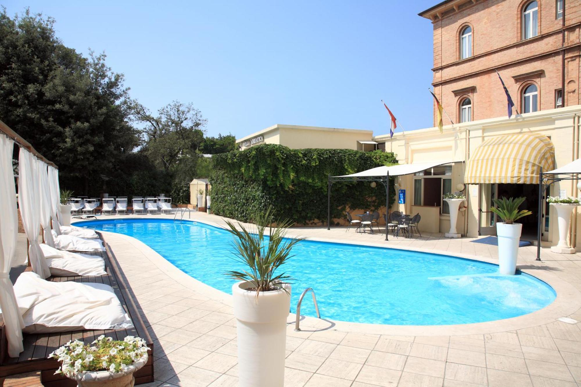 Villa Adriatica Ambienthotels Rimini Exterior foto